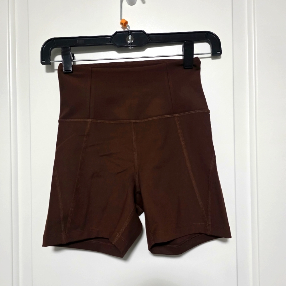 Girlfriend Collective Brown Biker Shorts XS